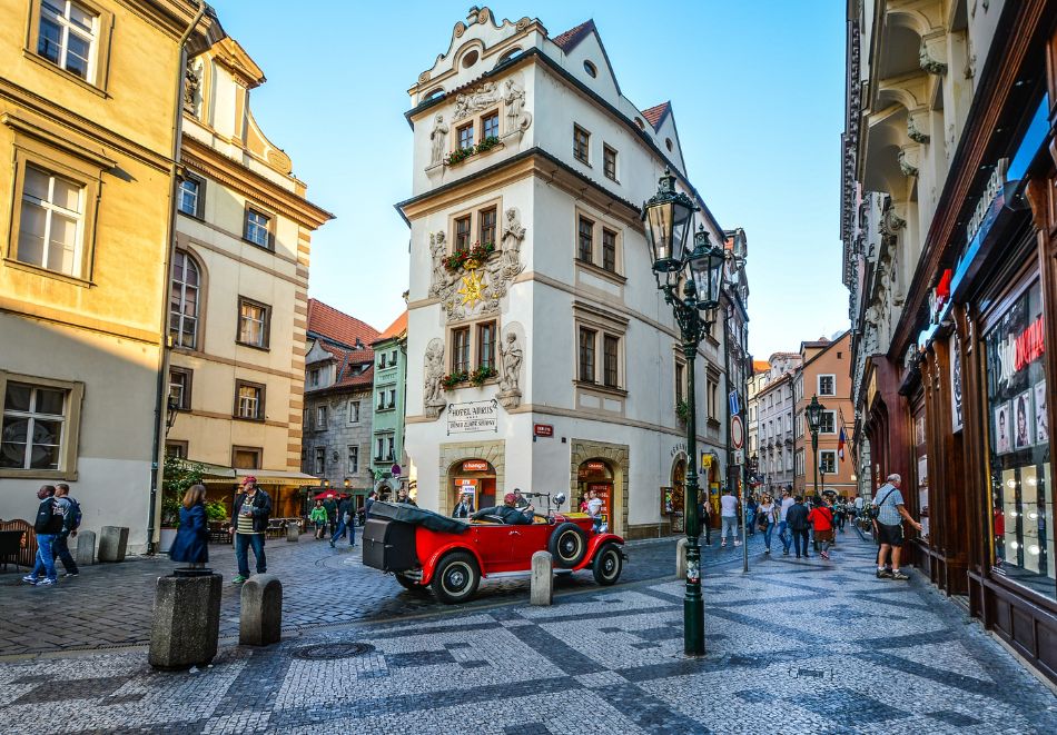 ПРОЛЕТНА ЗЛАТНА ПРАГА: Чартър от София + 3 нощувки на човек със закуски + възможност за допълнителни екскурзии, снимка 10