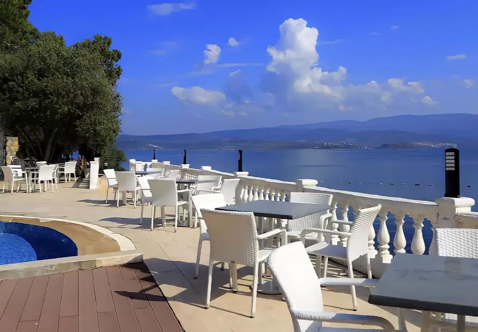 Ранни записвания на 200м. от плажа в Бодрум, Турция: Самолетен билет от София + 7 нощувки на човек на база All Inclusive в Roseira Beach Resort 4*, снимка 9