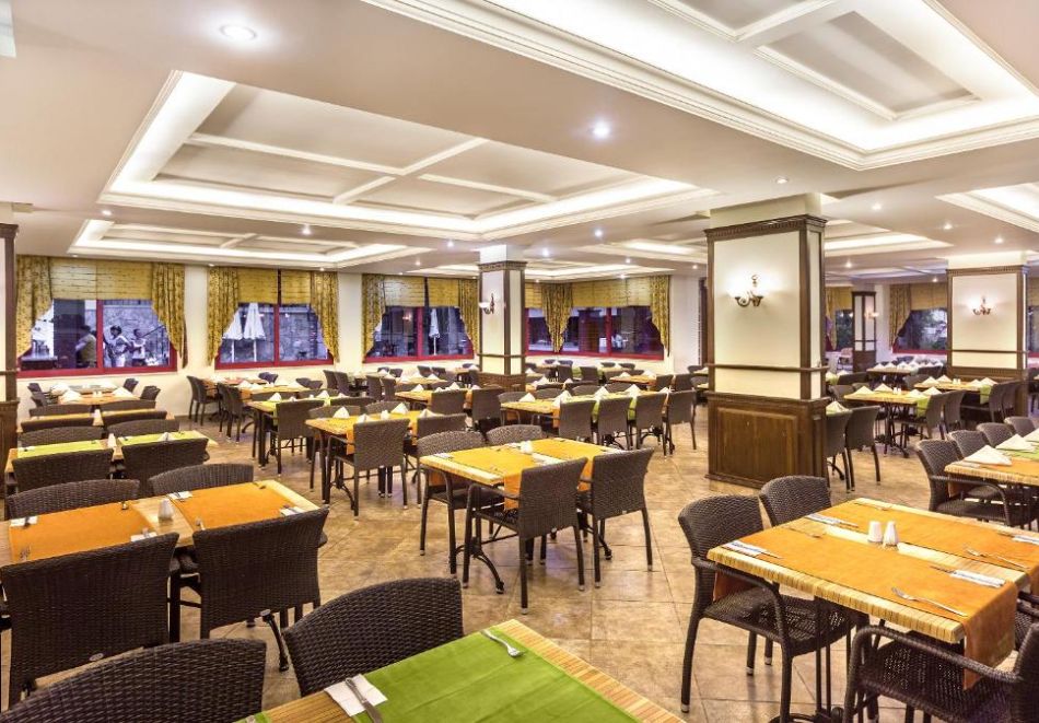 На 50м. от плажа в Алания, Турция: Полет от София+ 7 All Inclusive нощувки на човек в SARITAS HOTEL 4*, снимка 9