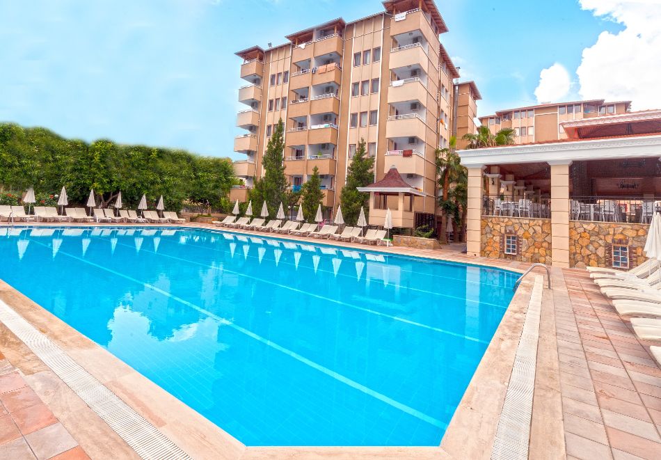 На 50м. от плажа в Алания, Турция: Полет от София+ 7 All Inclusive нощувки на човек в SARITAS HOTEL 4*, снимка 3