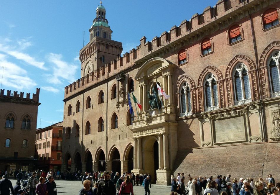 Екскурзия до Загреб, Хърватия и Болоня, Италия + туристически програми: Автобусен транспорт + 3 нощувки на човек със закуски, снимка 6