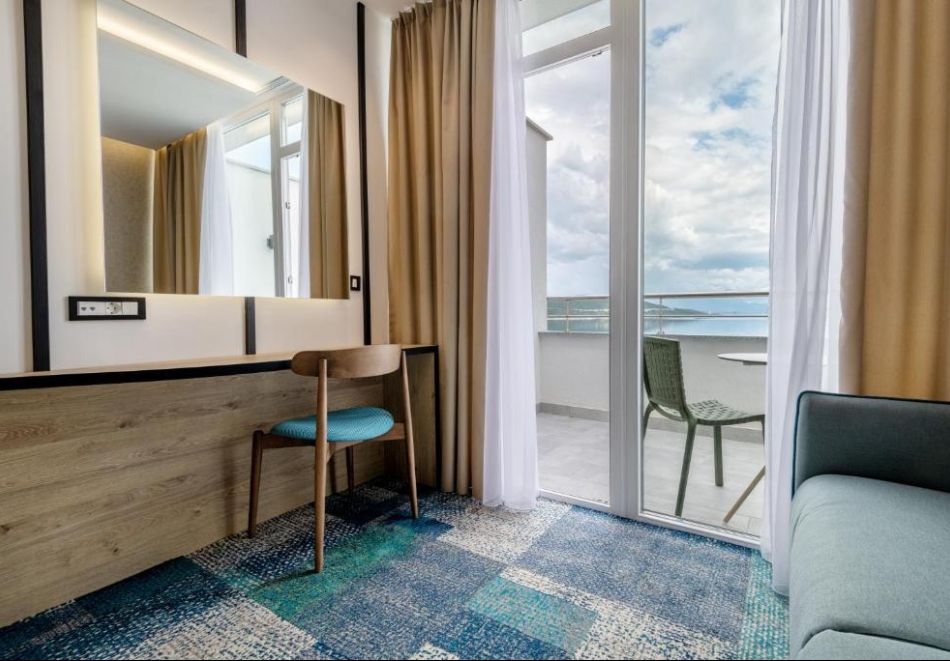 На първа линия в курорта Неум, Босна и Херцеговина: Полет от София + 3 нощувки на човек със закуски и вечери в Hotel Sunce 4* + екскурзия до град Мостар и водопадите Кравиц, снимка 7