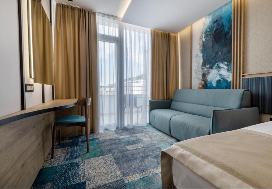 На първа линия в курорта Неум, Босна и Херцеговина: Полет от София + 3 нощувки на човек със закуски и вечери в Hotel Sunce 4* + екскурзия до град Мостар и водопадите Кравиц, снимка 10