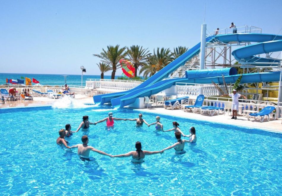 На първа линия в Хамамет, Тунис: Полет от София + 7 All Inclusive нощувки на човек в хотел Samira Club, снимка 3