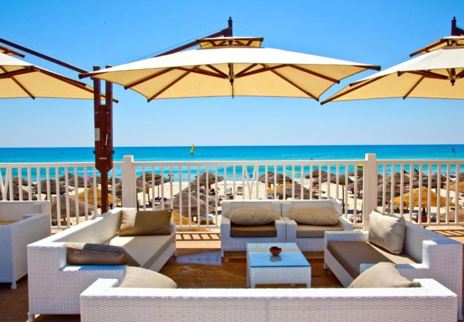 На първа линия в Хамамет, Тунис: Полет от София + 7 All Inclusive нощувки на човек в хотел Samira Club, снимка 8