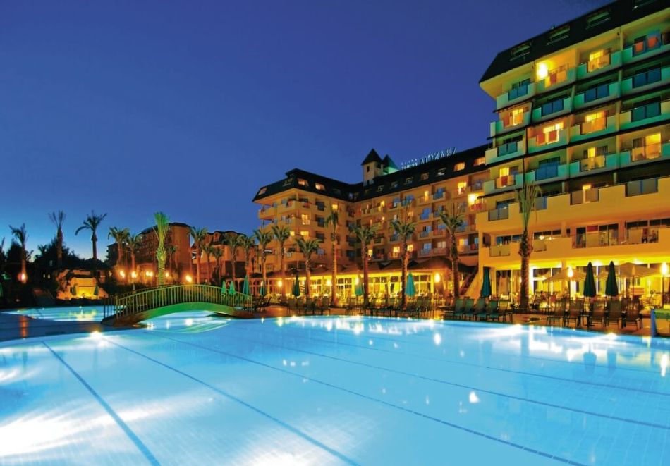 Ранни записвания на първа линия в Алания, Турция: Чартърен полет от София + 7 нощувки на човек на база Ultra All Inclusive + басейни и водни пързалки в MC Arancia Resort Hotel 5*, снимка 15