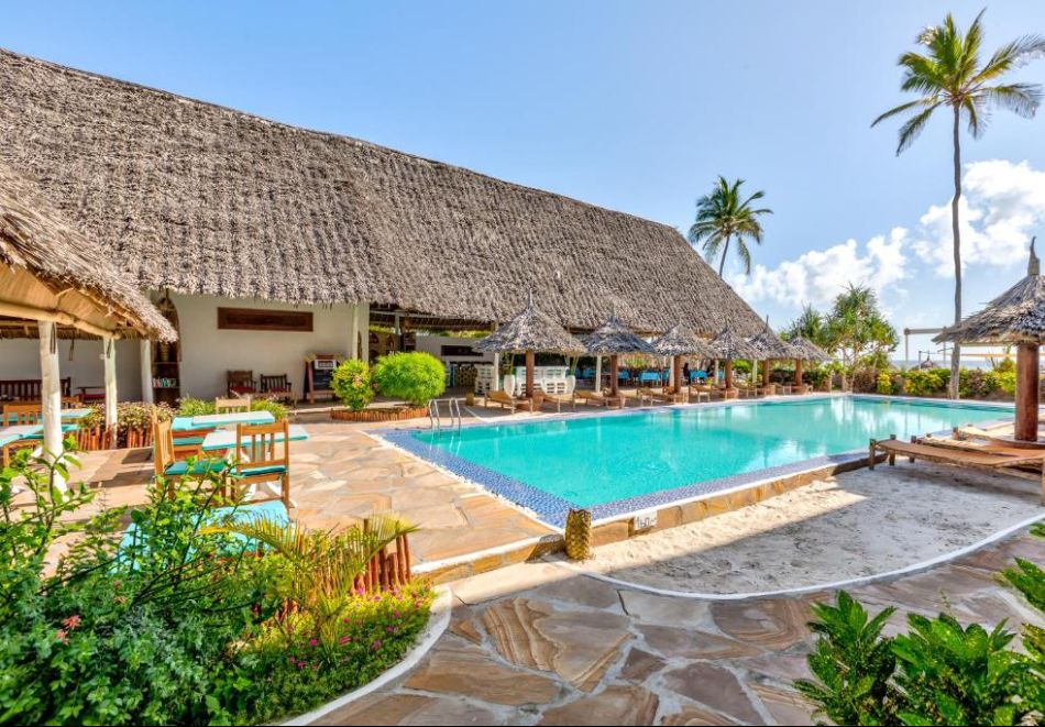 На първа линия в AHG SUN BAY MLILILE BEACH HOTEL 4*, Занзибар: Самолетен билет от София + 7 нощувки на човек на база All Inclusive, снимка 5