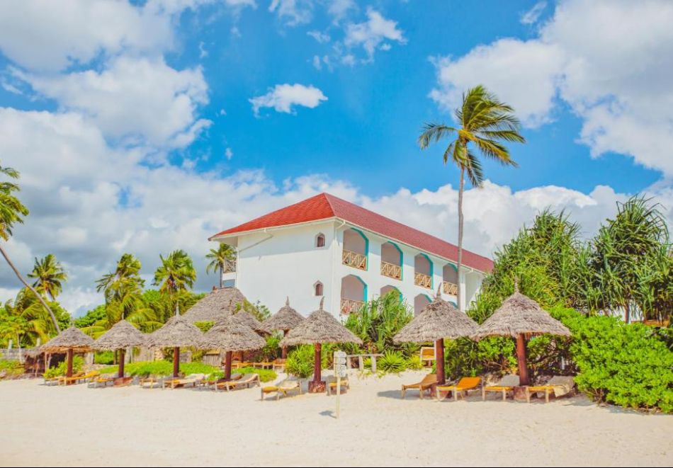 На първа линия в AHG SUN BAY MLILILE BEACH HOTEL 4*, Занзибар: Самолетен билет от София + 7 нощувки на човек на база All Inclusive, снимка 2