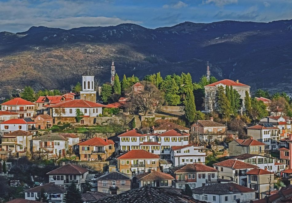 Великден в Охрид, Северна Македония: Транспорт + 2 нощувки на човек със закуски и вечери, едната празнична с неограничени напитки и жива музика + посещение на Скопие, снимка 6