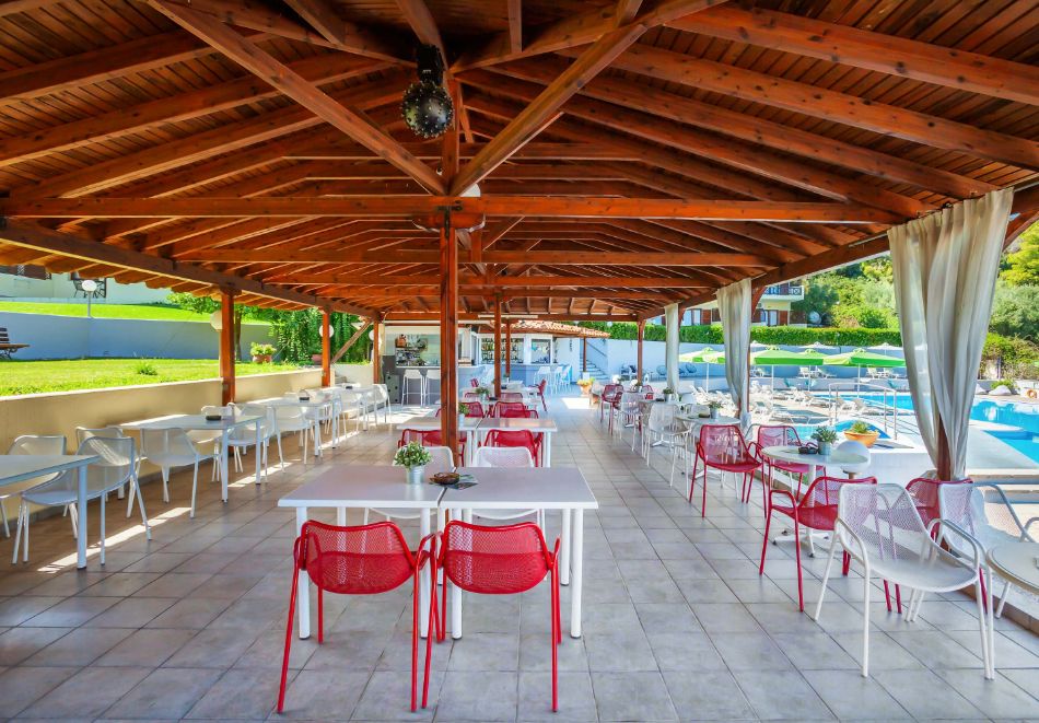 Ранни записвания в Криопиги, Гърция: Нощувка на човек със закуска и вечеря + басейн в хотел Palladium****, снимка 10