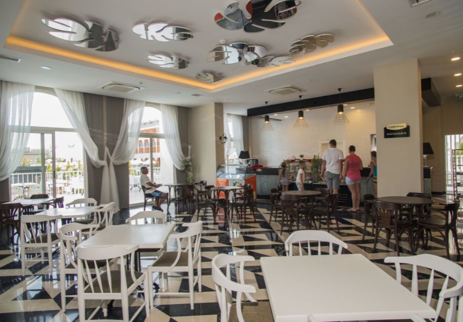 Почивка в Сиде, Турция: Автобусен транспорт + 7 нощувки на човек на база All Inclusive в Palm World Resort & Spa Side 4*, снимка 9