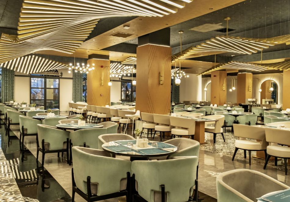 Почивка в Алания, Турция: Самолетен билет от София + 7 нощувки на човек на база Ultra All Inclusive в Serenity Queen Hotel Lux 5*, снимка 11