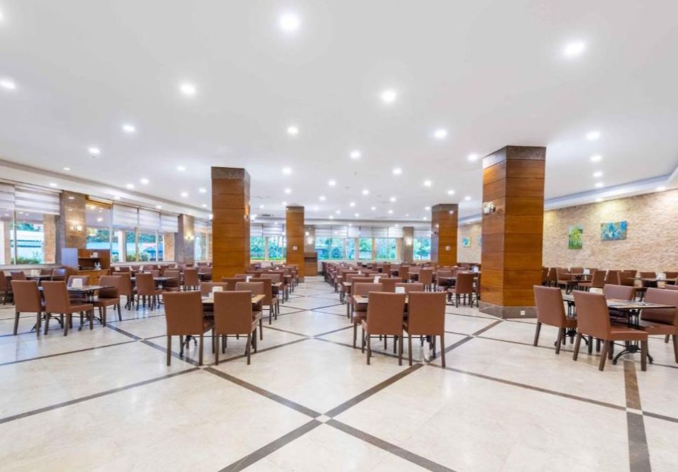 Почивка в Сиде, Турция: Автобусен транспорт от Варна и Бургас + 7 нощувки на човек на база Аll Inclusive + басейни в RAMADA RESORT BY WYNDHAM SIDE 4*, снимка 9