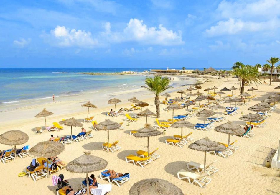 All Inclusive почивка на първа линия на о-в Джерба, Тунис: Чартърен полет от София + 7 нощувки на човек в DAR JERBA NARJESS 4*, снимка 10