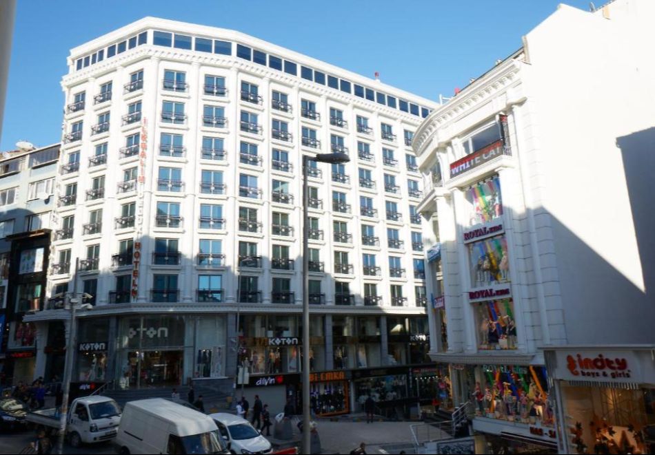 Фестивал на лалето в Истанбул, Турция: Автобусен транспорт + 3 нощувки на човек със закуски + бонус посещение на парк Емирган, снимка 2