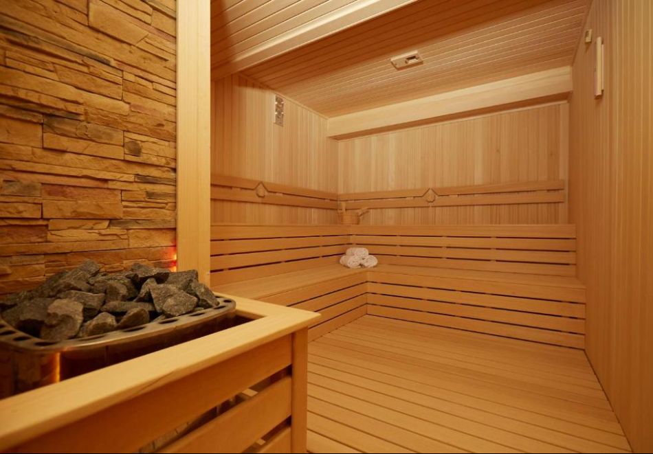 Фестивал на лалето в Истанбул, Турция: Автобусен транспорт + 3 нощувки на човек със закуски + бонус посещение на парк Емирган, снимка 4