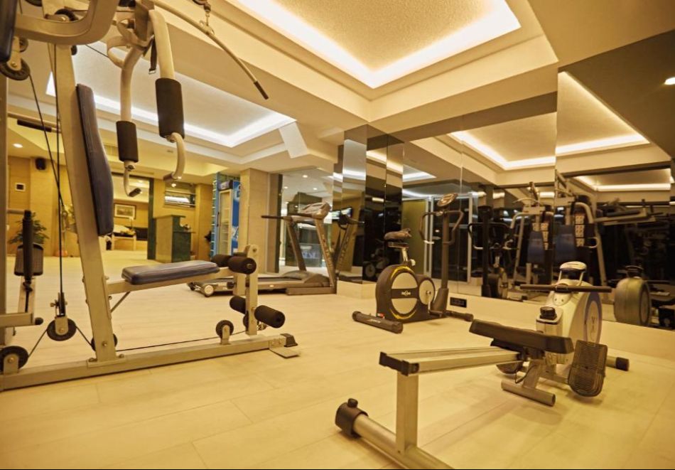 Фестивал на лалето в Истанбул, Турция: Автобусен транспорт + 3 нощувки на човек със закуски + бонус посещение на парк Емирган, снимка 8