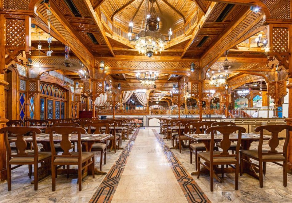 На първа линия в Хургада, Египет: Полет от София + 7 All Inclusive нощувки на човек в GRAND HOTEL, снимка 7