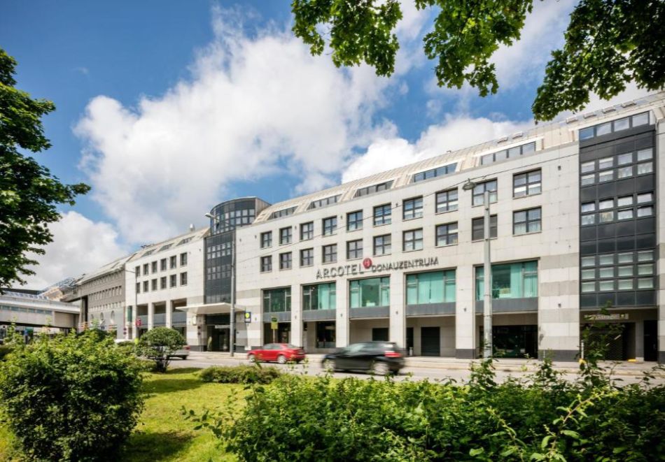 Посетете Виена - градът на валса: Полет от София + 3 нощувки със закуски на човек в Arcotel Donauzentrum 4*, снимка 2