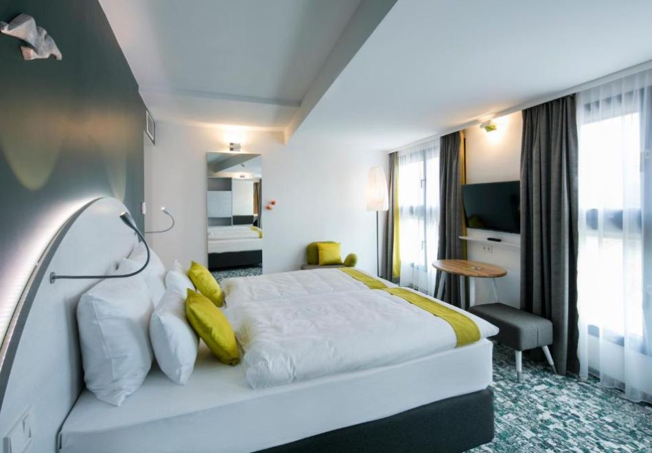 Посетете Виена - градът на валса: Полет от София + 3 нощувки със закуски на човек в Arcotel Donauzentrum 4*, снимка 4