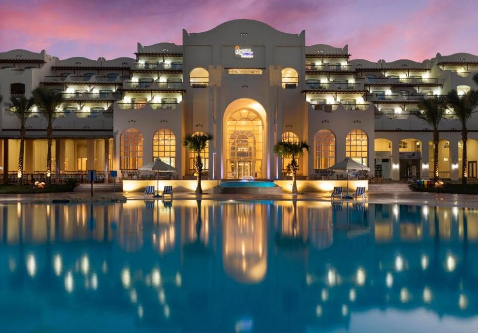 На първа линия в Хургада, Египет: Полет от София + 7 All Inclusive нощувки на човек в ROYAL LAGOONS RESORT & AQUAPARK 5*, снимка 2