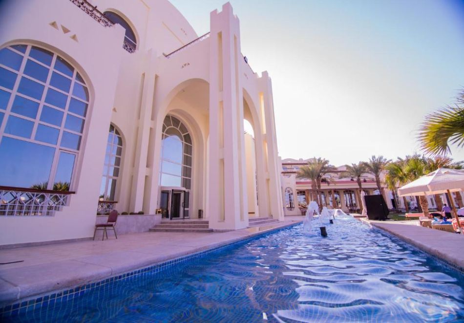 На първа линия в Хургада, Египет: Полет от София + 7 All Inclusive нощувки на човек в ROYAL LAGOONS RESORT & AQUAPARK 5*, снимка 7