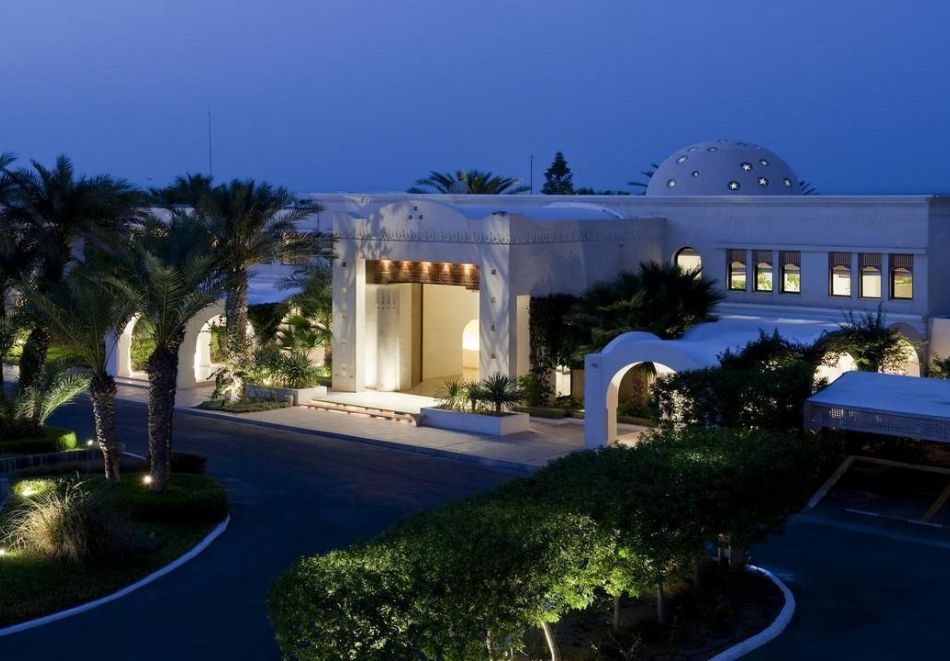 На първа линия на о. Джерба, Тунис: Полет от София + 7 All inclusive нощувки на човек в Sentido Djerba Beach 4*, снимка 2