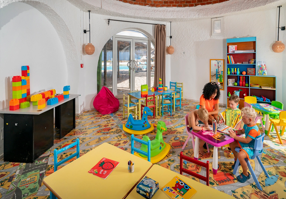 На първа линия в Монастир, Тунис: Полет от София + 7 нощувки на човек на база All Inclusive в хотел MONARQUE CLUB RIVAGE 4*, снимка 9