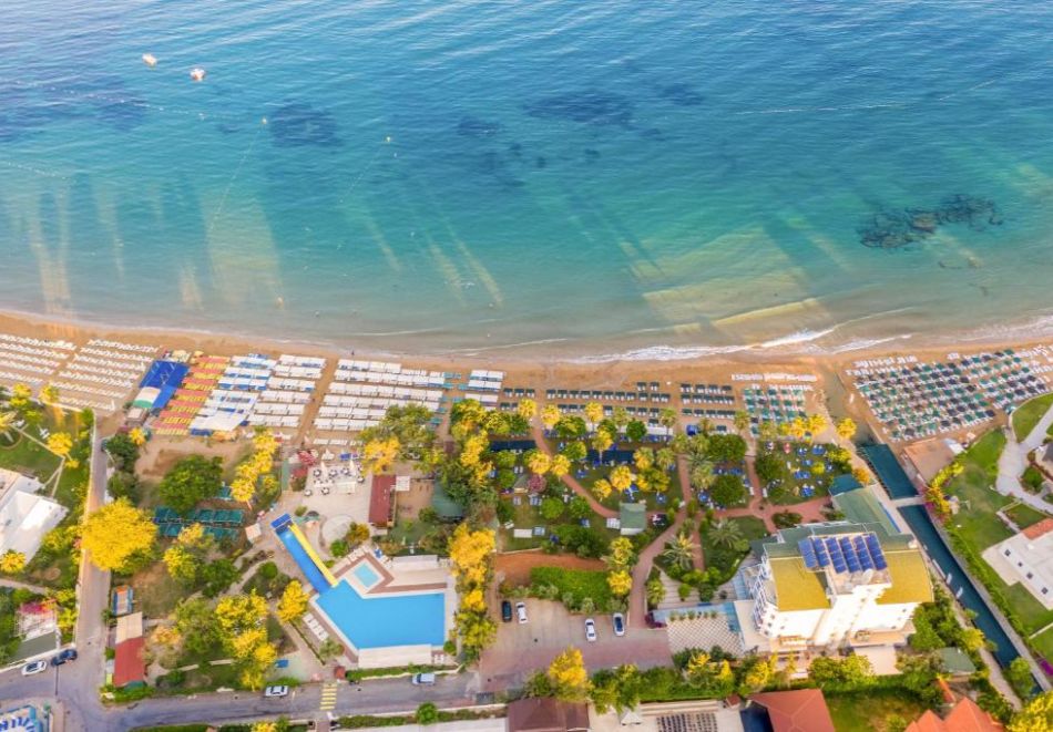 На първа линия в Алания, Турция: Самолетен билет от София + 7 нощувки на човек на база All Inclusive в Armas Green Fugla 4*, снимка 2