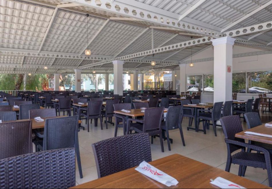 На първа линия в Алания, Турция: Самолетен билет от София + 7 нощувки на човек на база All Inclusive в Armas Green Fugla 4*, снимка 9