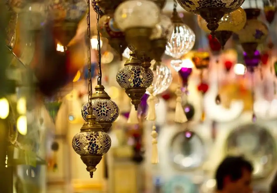 Екскурзия за 8-ми март до Истанбул: Транспорт от София + 2 нощувки на човек със закуски в хотел Freya 4* с възможност за празнична вечеря с гост изпълнител Наташа Джорджевич + басейн и релакс зона от ТА Йонека Турс, снимка 8