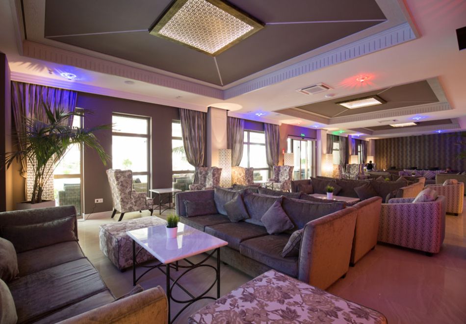 На първа линия на о. Тасос, Гърция: Нощувка на човек със закуска и вечеря + басейн, чадър и шезлонг на плажа в Thassos Grand Resort 5*. Дете до 6г. БЕЗПЛАТНО!, снимка 17