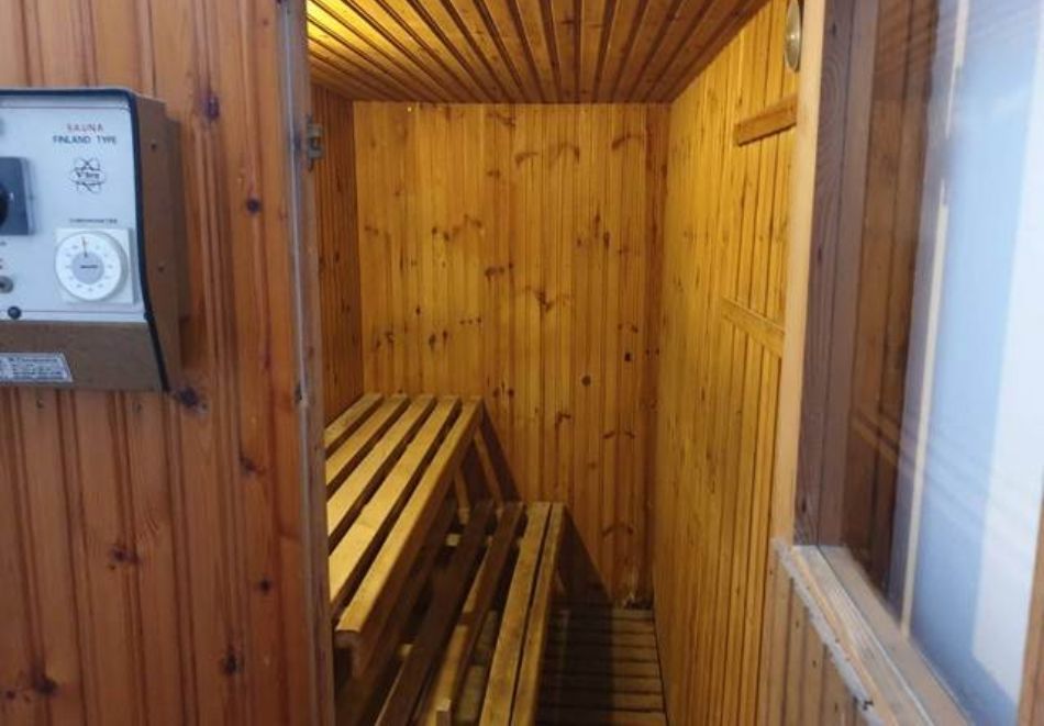 Ранни записвания на 50м. от плажа на о. Крит, Гърция: Полет от София + 7 нощувки на човек със закуски и вечери в хотел Porto Plaza***, снимка 4