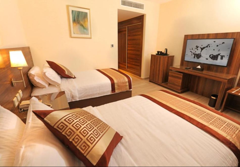 Почивка в Йордания с полет от София: 5 нощувки със закуски и вечери на човек в LACOSTA HOTEL 4*., снимка 4