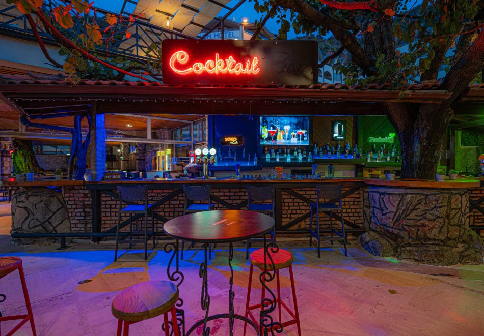 На първа линия в Мармарис, Турция: Чартърен полет от София + 7 нощувки на човек на база All Inclusive в GOLMAR BEACH HOTEL, снимка 12