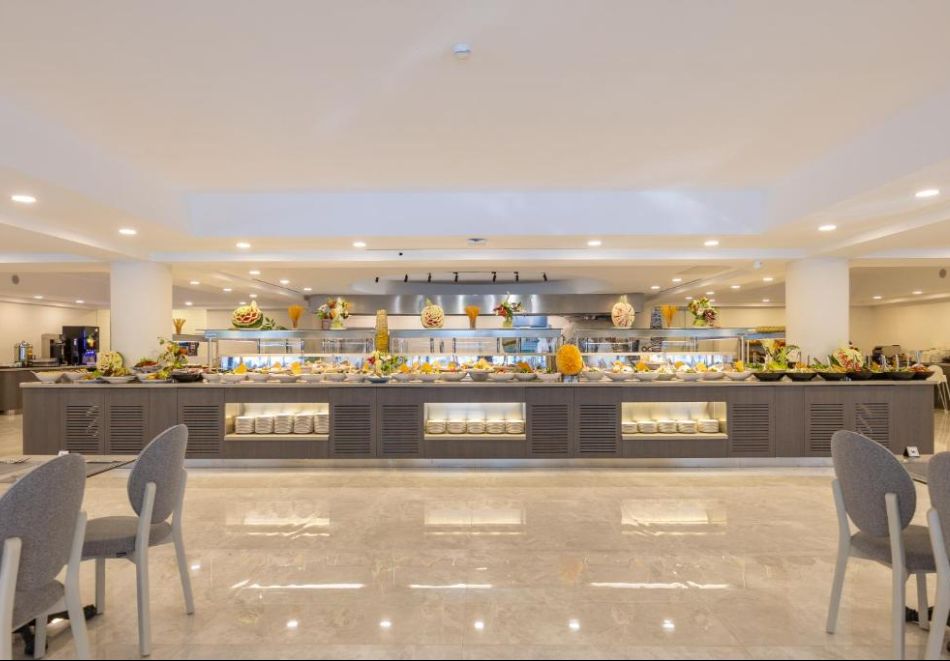 На 250м. от плажа в Кушадасъ, Турция: Автобусен транспорт + 7 нощувки на човек на база All Inclusive в PROXIMA HOTEL 4*. Дете до 11.99г. безплатно!, снимка 9