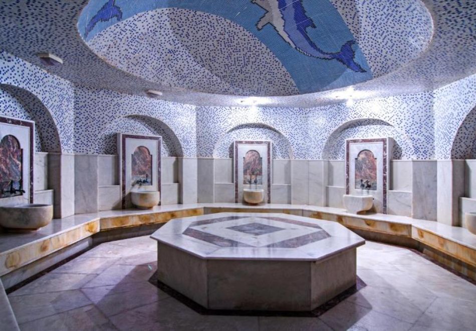 На първа линия в Кушадасъ, Турция: Транспорт + 7 нощувки на човек на база Ultra All inclusive + басейни в хотел Grand Blue Sky 4*. Дете до 11.99 безплатно!, снимка 4