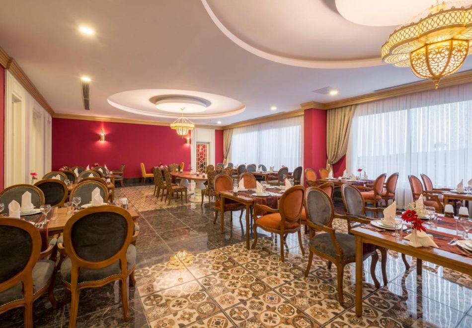 На 50м. от плажа в Сиде, Турция: Транспорт + 7 нощувки на човек на база Ultra All inclusive + басейни и водни пързалки в хотел CALIDO MARIS 5*. Дете до 10.99 безплатно!, снимка 8