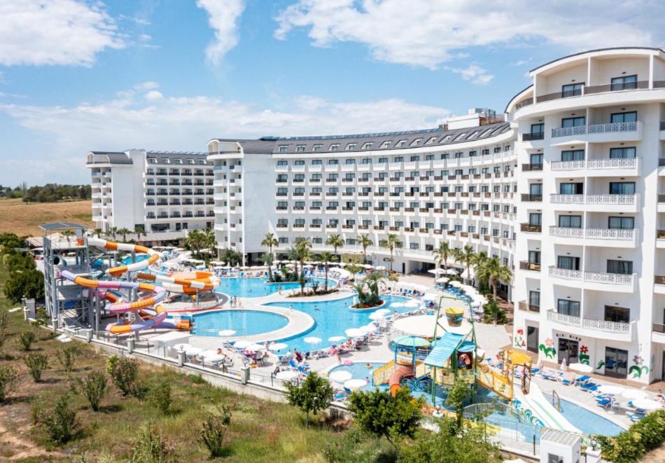 На 50м. от плажа в Сиде, Турция: Транспорт + 7 нощувки на човек на база Ultra All inclusive + басейни и водни пързалки в хотел CALIDO MARIS 5*. Дете до 10.99 безплатно!, снимка 3