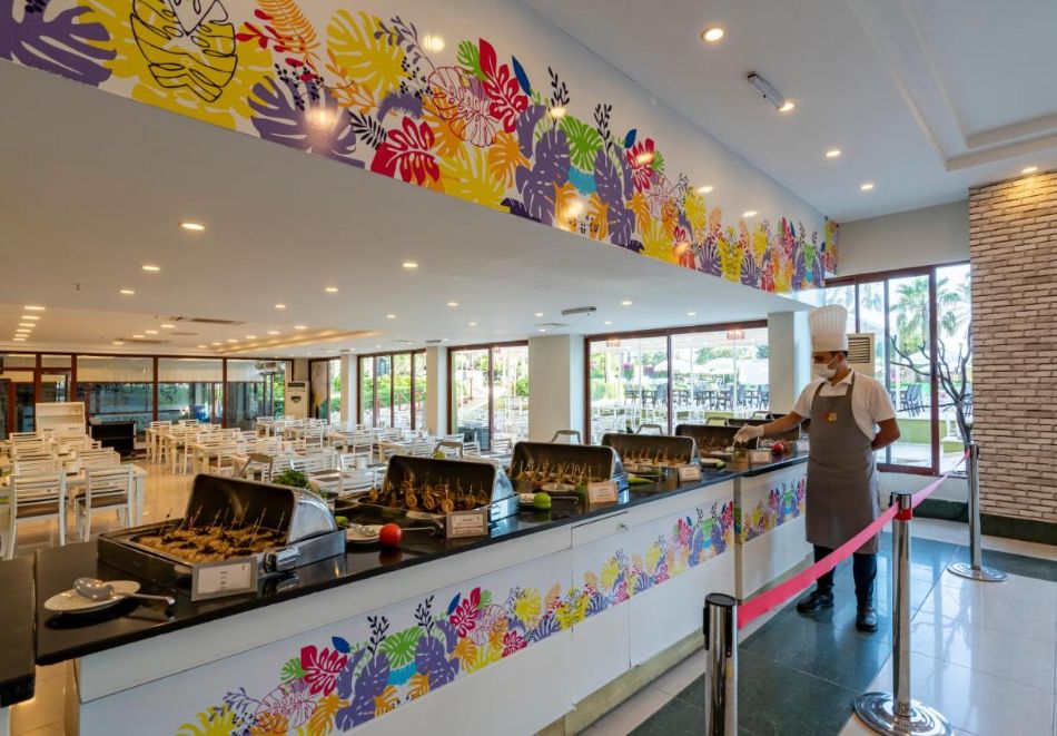 На 200м от плажа в Алания, Турция: Автобусен транспорт + 7 нощувки на човек на база All Inclusive в хотел MIAROSA INCEKUM BEACH 5*. Дете до 11.99 БЕЗПЛАТНО!, снимка 6