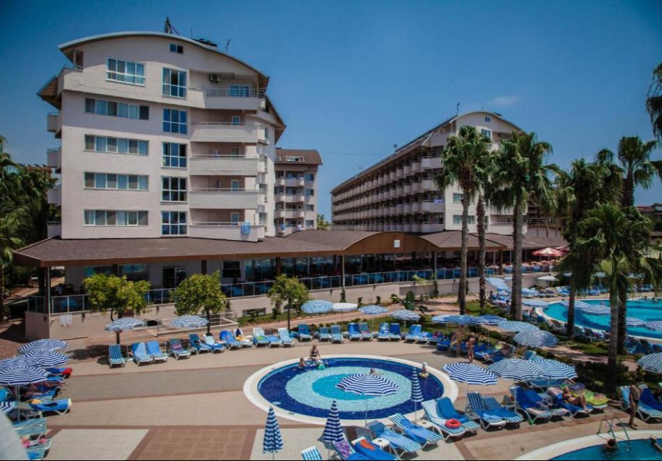 На първа линия в Алания, Турция: Автобусен транспорт + 7 нощувки на човек на база Ultra Аll Inclusive + басейни в в LONICERA WORLD 4*. Дете до 13.99г. БЕЗПЛАТНО!, снимка 4