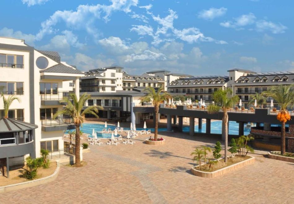 Почивка в Сиде, Турция: Автобусен транспорт от София + 7 нощувки на човек на база Аll Inclusive + басейни в DREAM WORLD PALACE 5*. Дете до 11.99г. БЕЗПЛАТНО., снимка 3