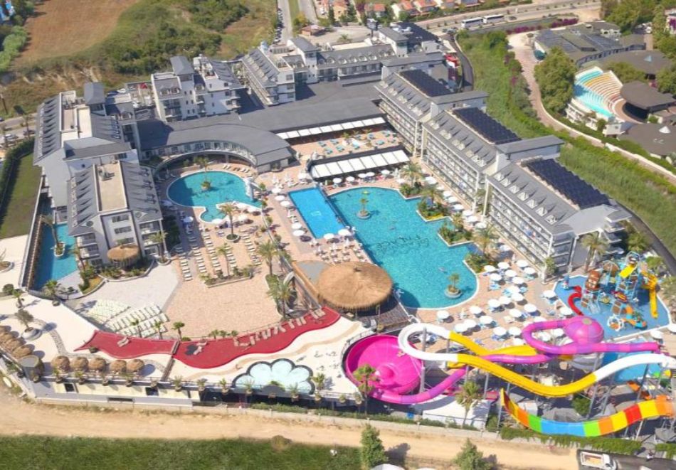 Почивка в Сиде, Турция: Автобусен транспорт от София + 7 нощувки на човек на база Аll Inclusive + басейни в DREAM WORLD PALACE 5*. Дете до 11.99г. БЕЗПЛАТНО., снимка 2