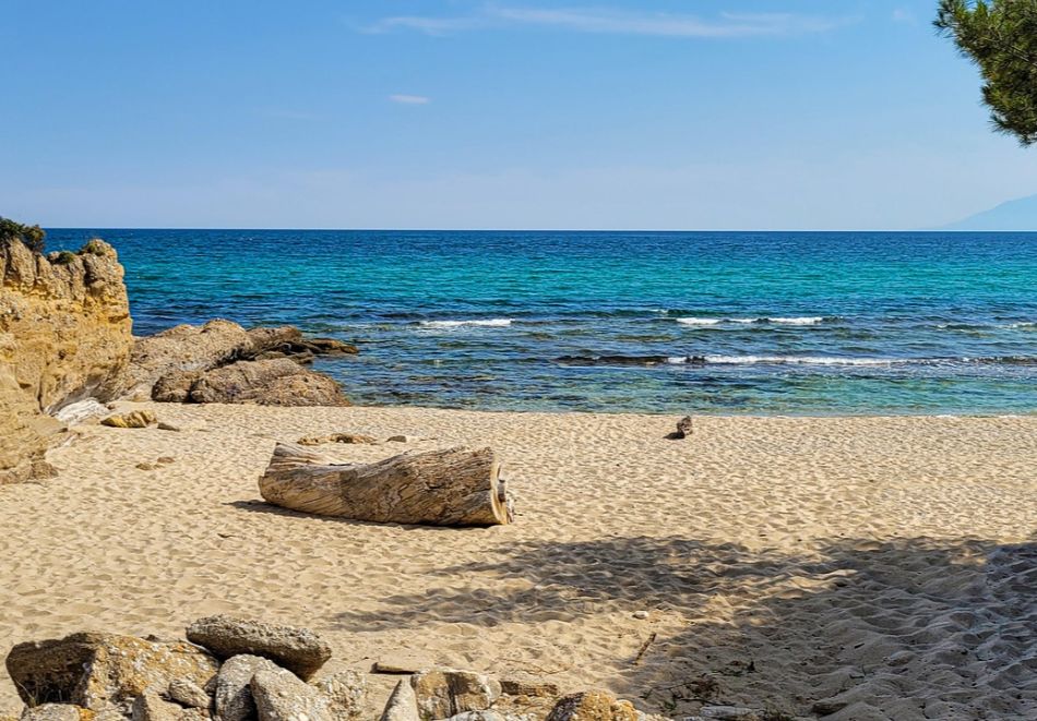 Великден на о.Тасос, Гърция: Автобусен транспорт + 2 нощувки на човек със закуски и една вечеря в Blue Sea Beach Hotel + посещение на Кавала, снимка 9