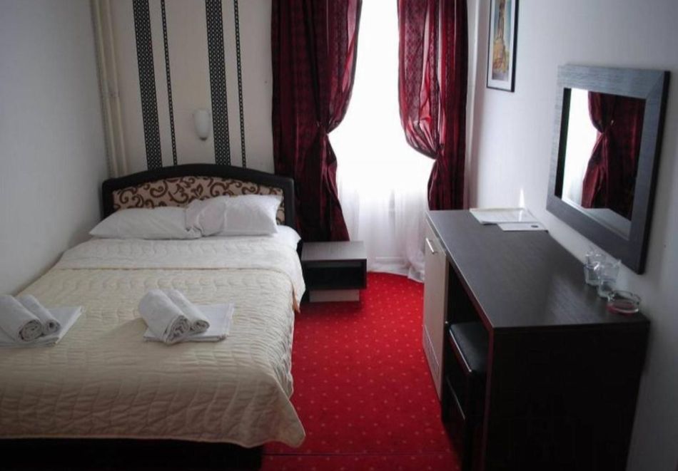 Купон по сръбски за Великден в Лесковац, Сърбия: Транспорт + 1 нощувка на човек със закуска и вечеря с неограничени напитки и жива музика + посещение на Пирот и Ниш, снимка 4