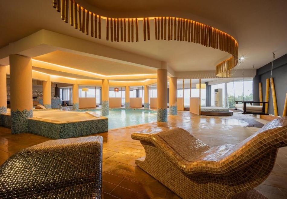 Великден на остров Тасос, Гърция: 3 нощувки на човек със закуски, 2 вечери и празничен обяд с традиционна гръцка програма + басейн в хотел Blue Dream Palace 5* от ТА Йонека Турс. С възможност за транспорт от София или Варна, снимка 12