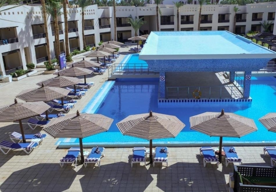 Екскурзия до Кайро и Хургада, Египет: Полет от София + 6 нощувки на човек на All Inclusive в BLEND CLUB AQUA RESORT 4* + 1 нощувка със закуска и вечеря + посещение на пирамидите и Историческия музей, снимка 6