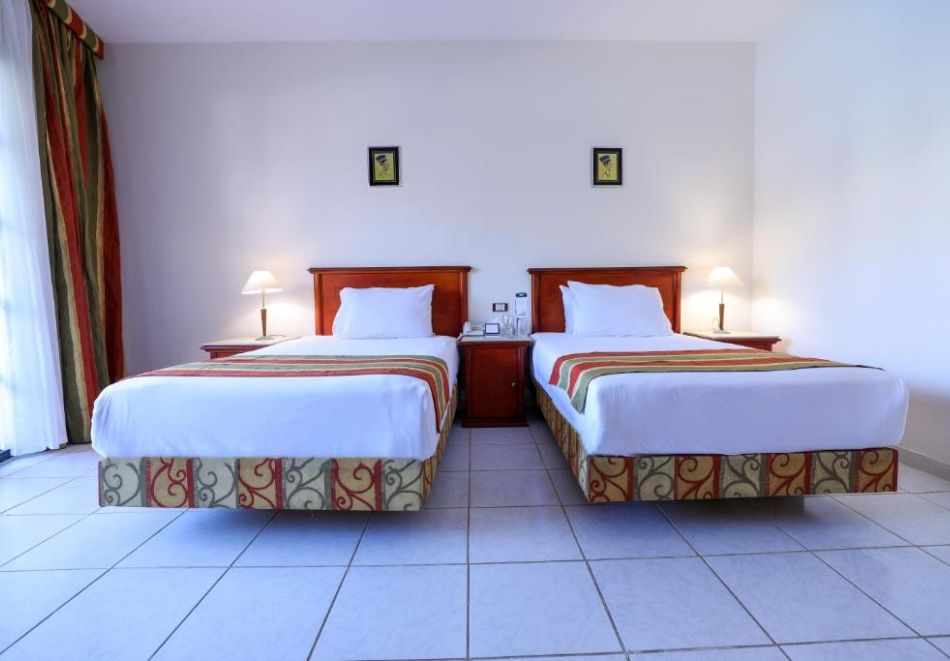 Екскурзия до Кайро и Хургада, Египет: Полет от София + 6 нощувки на човек на All Inclusive в BLEND CLUB AQUA RESORT 4* + 1 нощувка със закуска и вечеря + посещение на пирамидите и Историческия музей, снимка 11