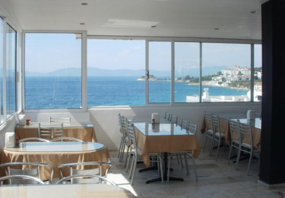 Ранни записвания на 100м. от плажа в Кушадасъ, Турция: Автобусен транспорт + 7 нощувки със закуски и вечери на човек в хотел Melike, снимка 5