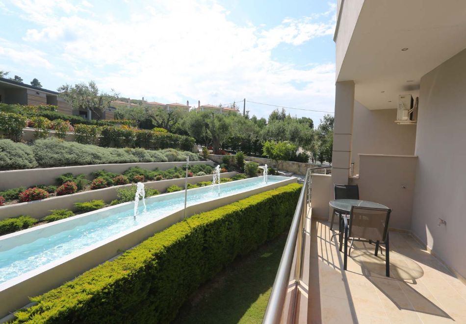 На 200м. от плажа в Пефкохори, Гърция: Нощувка на човек със закуска и вечеря + басейн в хотел Anna Maria Paradise***, снимка 21